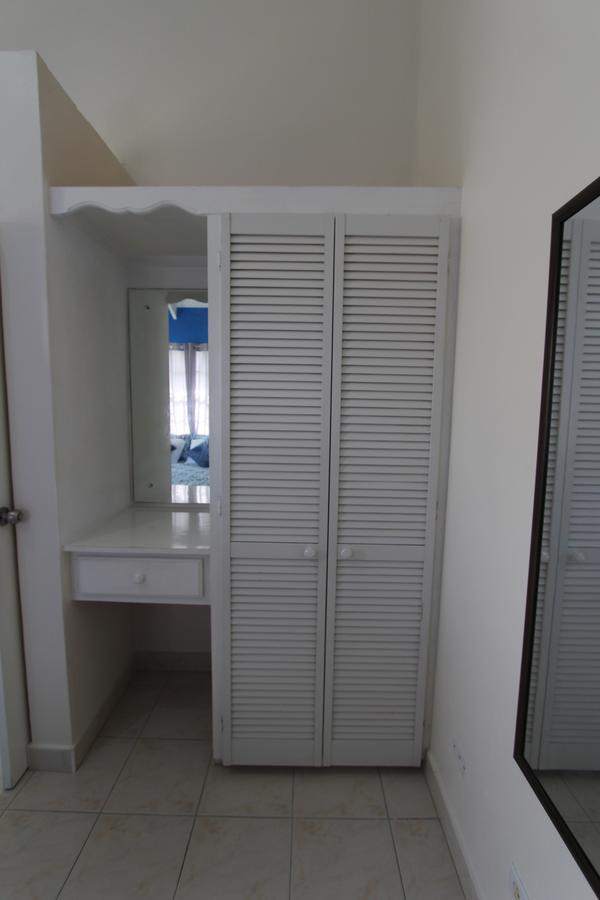 Turtle Ridge Apartments เซนต์เจมส์ ภายนอก รูปภาพ